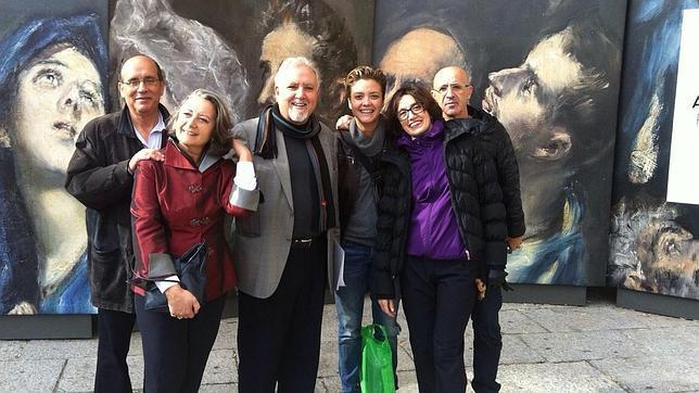 Luz Casal visitó la exposición del Greco antes de su concierto en Toledo