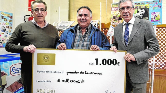 Se van a Espinoso del Rey los 2.000 euros de la tarjeta ABC Oro