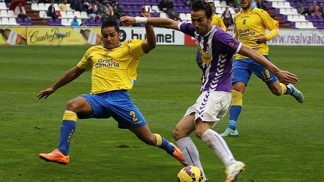 El Valladolid perdona y cae ante Las Palmas