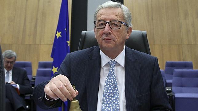 Juncker presenta su plan de 300.000 millones para reanimar la economía europea