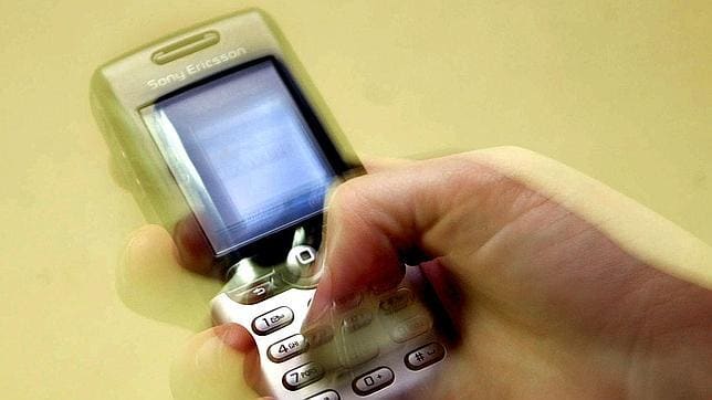 Los politonos y tonos se obtenían en el teléfono móvil a través del envío de SMS