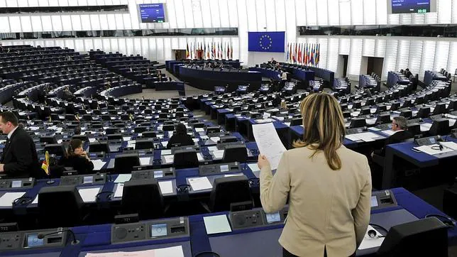 La Eurocámara votará mañana una resolución que pide trocear Google