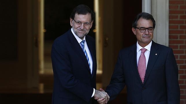 Rajoy recibe a Mas en La Moncloa en julio de 2014