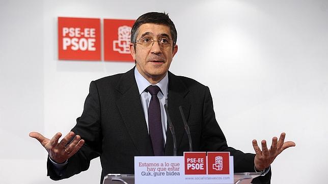 El PSOE, abierto al reconocimiento de la «nación» vasca en la Constitución