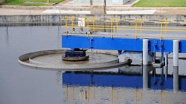 Bruselas denuncia a España por el deficiente tratamiento de aguas residuales en Galicia, Cataluña y Andalucía