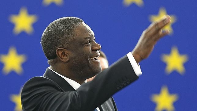 Mukwege, premio Sájarov 2014: «Cada mujer violada es como si fuera mi mujer»