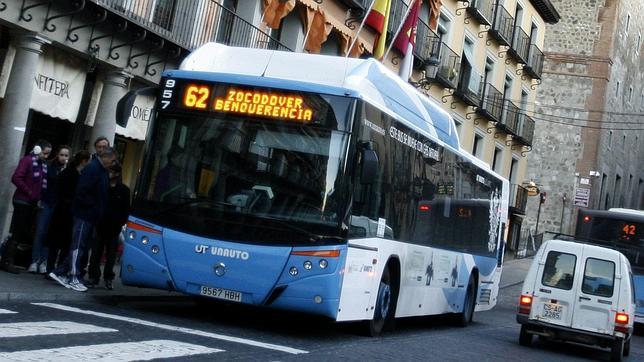 El nuevo contrato de autobuses no estará antes de las elecciones