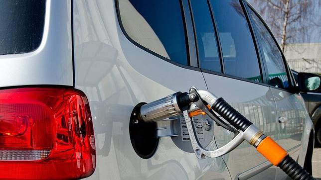 Los vehículos aptos para circular con AutoGas pueden hacerlo, en su inmensa mayoría, también con gasolina sin plomo.