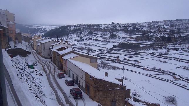 Temporal en la Comunidad Valenciana: una granizada deja 70 litros en Vilafranca