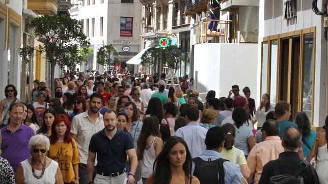 Conoce qué festivos de 2015 podrán abrir los comercios