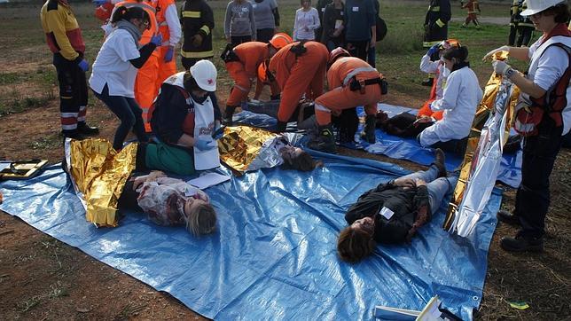 Así realiza el Aeropuerto de Valencia un simulacro general de accidente aéreo