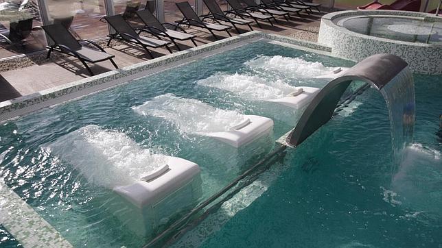 El spa presenta una amplia oferta de tratamientos de hidroterapia