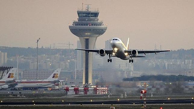 El ruido de los aeropuertos adelanta el canto de las aves al amanecer