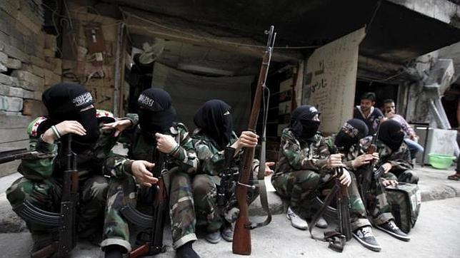 Dos batallones de mujeres adscritos al estado Islámico en la ciudad de Raqqa, en Siria