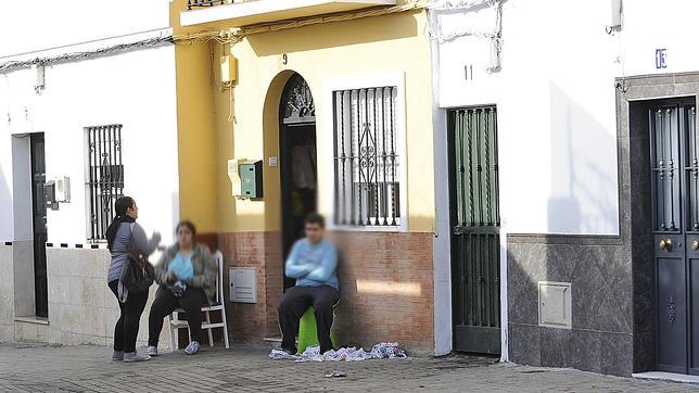 Muere una anciana de 77 años al arder su casa en el Cerro del Águila