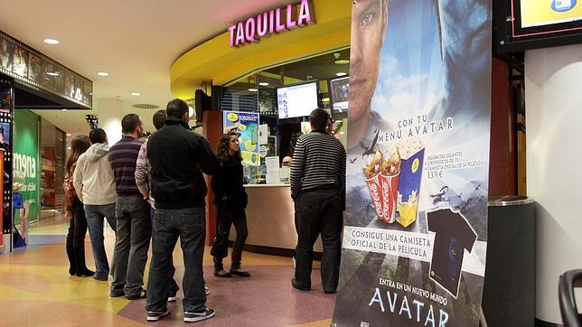 Primera sentencia condenatoria en España por grabar una película en un cine