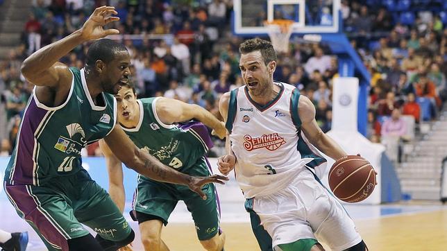 Baloncesto Sevilla peleó hasta el final, pero no pudo con el Unicaja (82-76)