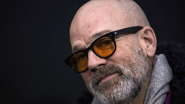 Michael Stipe quiere volver a cantar, aunque descarta la vuelta de R.E.M.