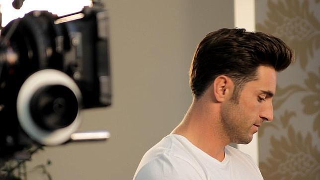 David Bustamante en plena grabación del videoclip de su disco «Vivir»