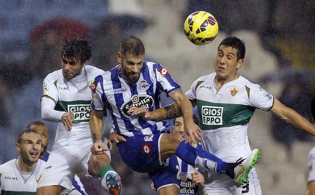 Una genialidad de Fariña hunde al Elche