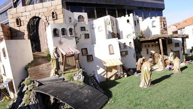 El belén de la Caja Rural es uno de los más vistosos de Toledo