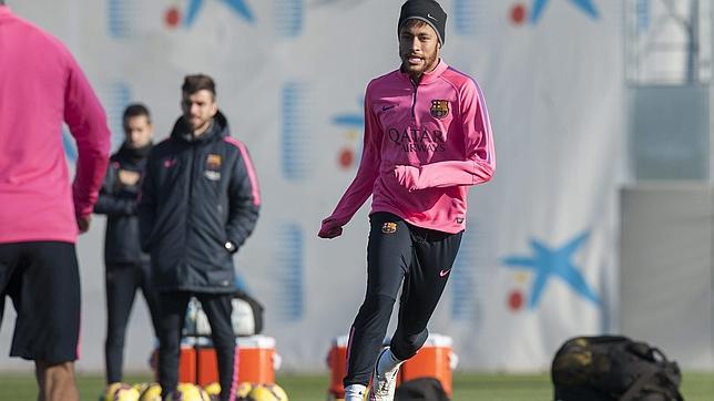 Neymar recibe alta y está listo para medirse al Córdoba