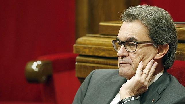 El TSJC delibera sobre la admisión a trámite de las querellas contra Artur Mas