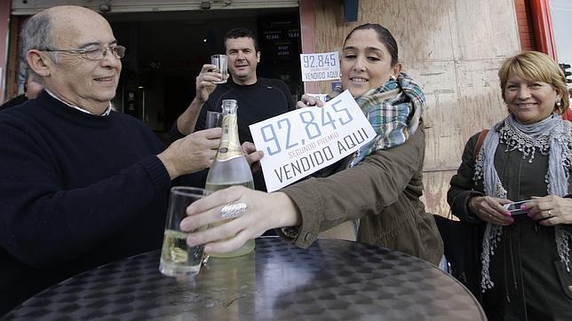 Lotería de Navidad 2014: el segundo premio reparte 600.000 euros en Sevilla y su provincia