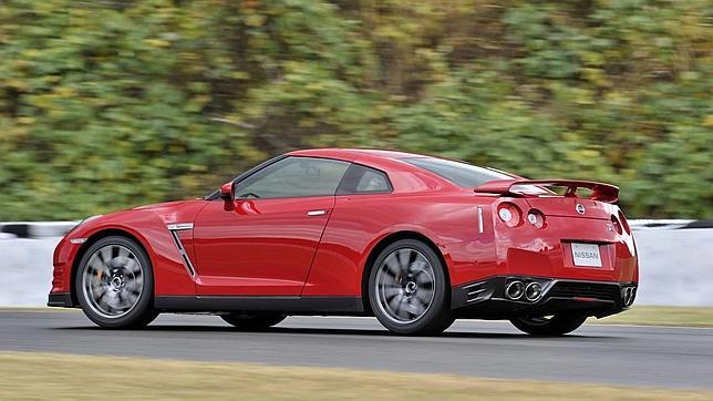 Probamos la última actualización del Nissan GT-R