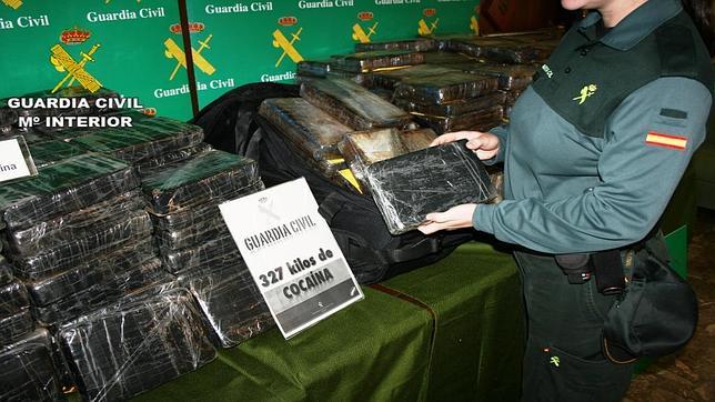 La Guardia Civil se incauta de 327 kilos de cocaína camuflados en bolsas de viaje