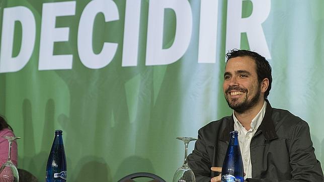 A Alberto Garzón le ha salido un competidor para las primarias de IU