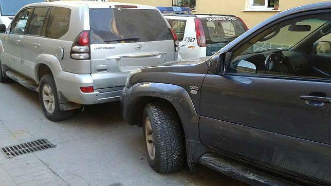 Narcos abandonan dos todoterreno robados en La Línea