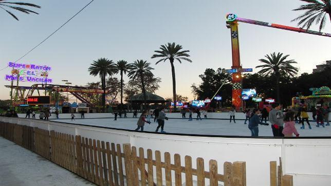 La pista de hielo, atracción en Jerez