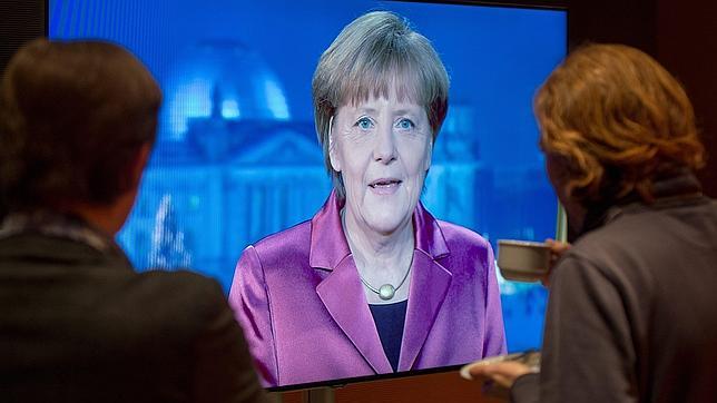 Merkel condena la xenofobia y alaba la inmigración en su mensaje de Fin de Año