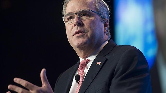 Jeb Bush deja sus cargos para luchar por la Presidencia de los EE.UU. en 2016