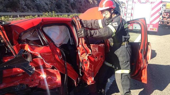 Cuatro heridos y un fallecido en un accidente por alcance de tres coches en Alcalà de Xivert