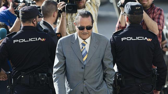 Muñoz, a la entrada de la Audiencia Provincial de Málaga, en una imagen de archivo