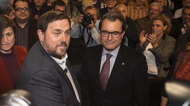 Mas y Junqueras siguen sin lograr un acuerdo tras su primera reunión del año