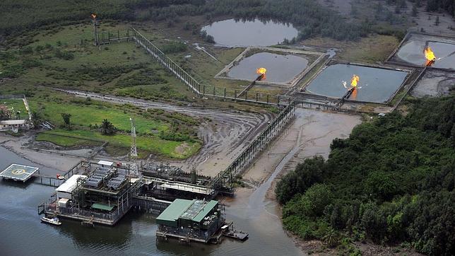 Shell pagará 70 millones de euros por los dos vertidos en el delta del Níger de 2008