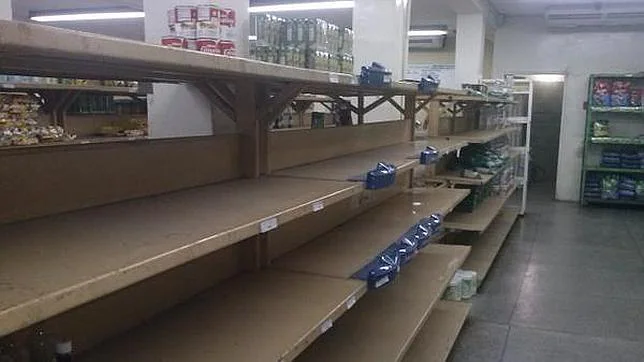 Uno de los supermercados vacíos en Venezuela
