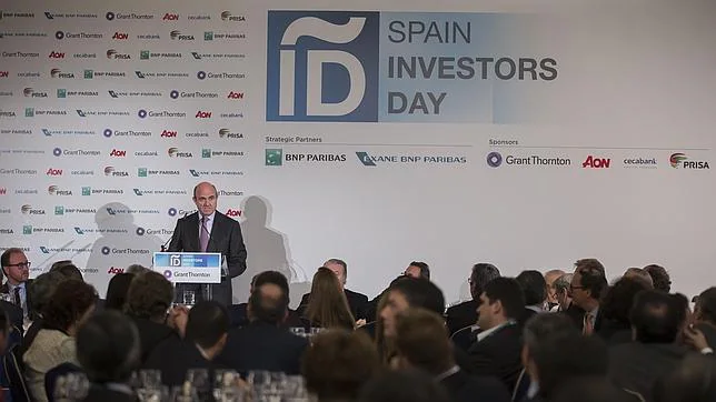 El ministro de Economía, Luis de Guindos, durante su ponencia el año pasado en el foro