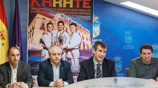 El alcalde ha presentado el Campeonato de España de karate, que se celebrará este fin de semana