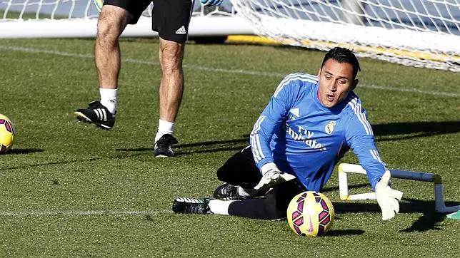 Keylor Navas, durante un entrenamiento con el Real Madrid