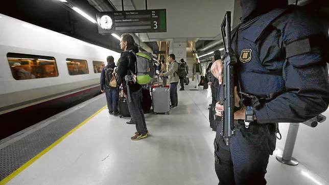 Los Mossos refuerzan la vigilancia contra el terrorismo