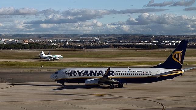 Ryanair incorporará el wifi en sus aviones para intentar elevar un 10% sus viajeros