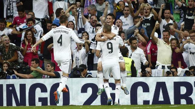 James, Benzema y Ramos, celebrando un tanto del Madrid esta temporada