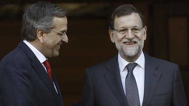 Rajoy advierte en Grecia de que prometer imposibles solo genera frustración