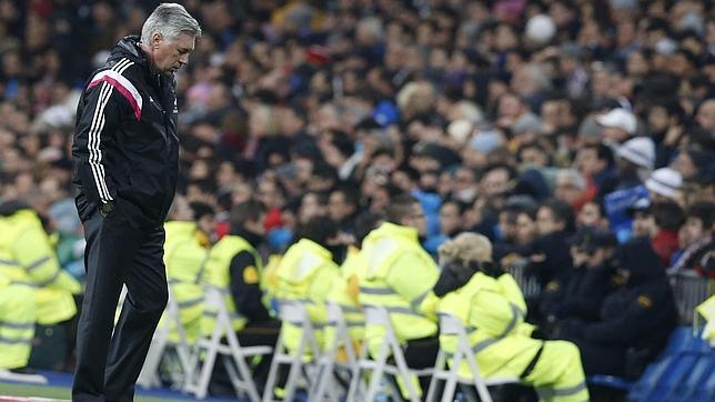 Carlo Ancelotti, en el partido ante el Atlético de Madrid