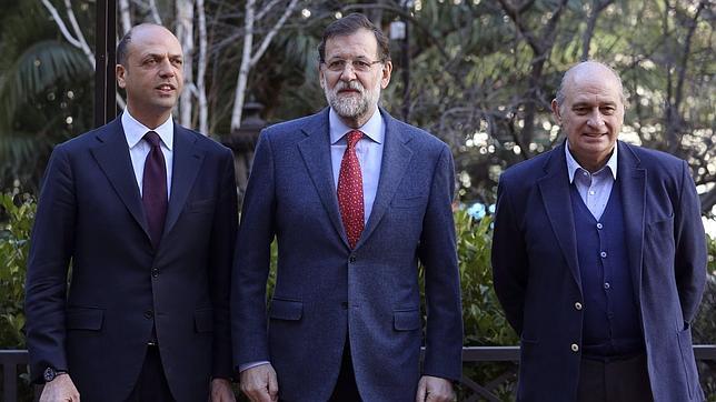 Alfano, Rajoy y Fernández Díaz