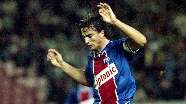 David Ginola, la pesadilla del Madrid en los 90